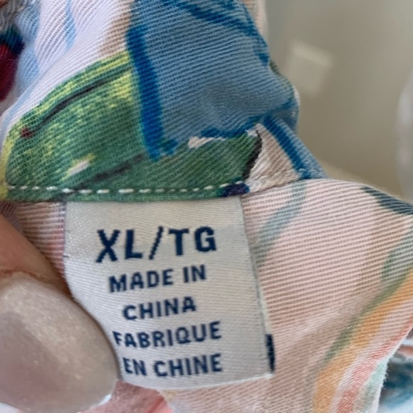 Tommy Bahama Size XL Sunblocked Cove Camp Shirt Multi Colored Button Down - Picture 6 of 7